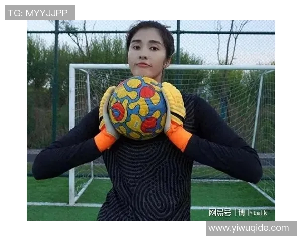 足球明星正脸照片展示女性魅力与运动激情的完美结合